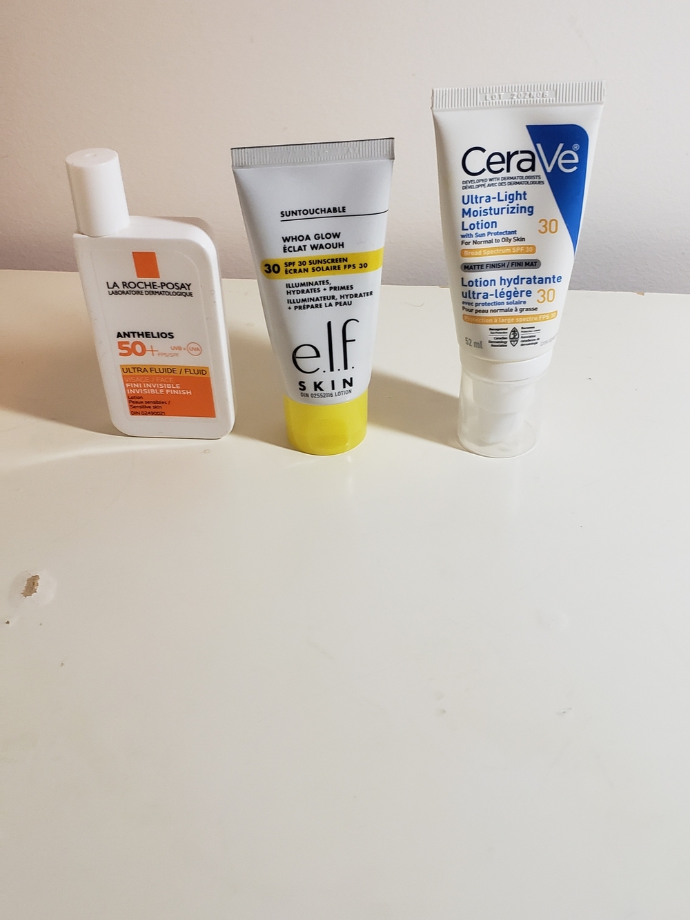 Skin Whoa Glow SPF 30 Sunscreen - Yellow